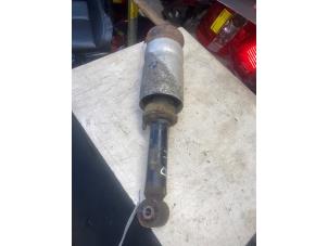 Begagnade Luftfjäder Landrover Range Rover Sport (LS) 3.0 S TDV6 Pris € 239,58 Inklusive moms erbjuds av Autosloperij de Turk