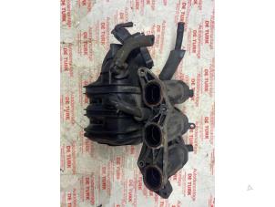 Begagnade Insugsrör Kia Picanto (TA) 1.0 12V Bi-Fuel Pris € 43,56 Inklusive moms erbjuds av Autosloperij de Turk