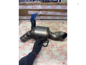 Begagnade Katalytisk avgasrenare Mercedes E (W211) 3.0 E-280 CDI 24V Pris € 435,60 Inklusive moms erbjuds av Autosloperij de Turk