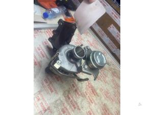 Begagnade Turbo Renault Clio IV (5R) 0.9 Energy TCE 90 12V Pris € 163,35 Inklusive moms erbjuds av Autosloperij de Turk