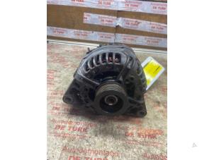 Begagnade Dynamo Opel Corsa C (F08/68) 1.2 16V Twin Port Pris € 32,67 Inklusive moms erbjuds av Autosloperij de Turk