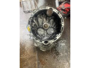 Używane Skrzynia biegów Mercedes GLA (156.9) 1.6 180 16V Cena € 300,08 Z VAT oferowane przez Autosloperij de Turk