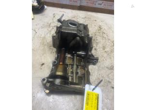Gebruikte Oliepomp Opel Astra K 1.0 Turbo 12V Prijs € 108,90 Inclusief btw aangeboden door Autosloperij de Turk