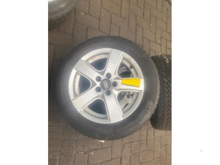 Zestaw felg sportowych + opony zimowe z Audi A3 Cabriolet (8P7) 1.8 TFSI 16V 2009