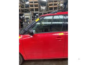 Gebruikte Portier 4Deurs links-voor Skoda Fabia II Combi 1.4 TSI 16V RS Prijs € 54,45 Inclusief btw aangeboden door Autosloperij de Turk