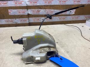 Gebruikte Deurslot Mechaniek 4Deurs links-voor Volkswagen Golf VI Variant (AJ5/1KA) 1.6 TDI 16V 105 Prijs € 21,78 Inclusief btw aangeboden door Autosloperij de Turk