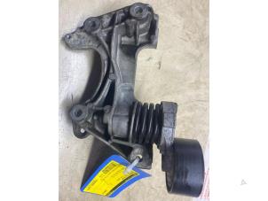 Gebruikte Spanner multiriem Nissan Juke (F15) 1.2 DIG-T 16V Prijs € 32,67 Inclusief btw aangeboden door Autosloperij de Turk