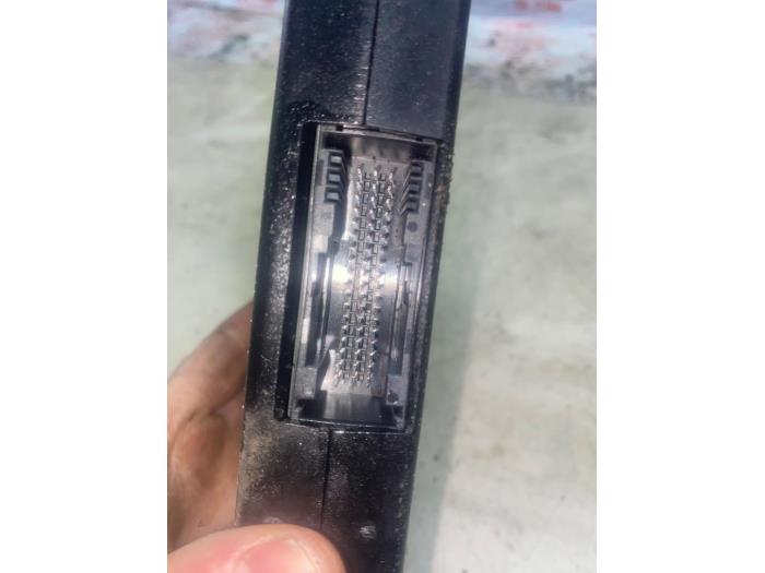 Bluetooth-modul från en Volkswagen Polo V (6R) 1.2 TDI 12V BlueMotion 2012