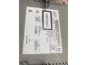 Begagnade Radio Nissan Juke (F15) 1.2 DIG-T 16V Pris € 82,28 Inklusive moms erbjuds av Autosloperij de Turk