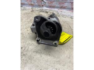 Begagnade Startmotor Opel Corsa F (UB/UH/UP) 1.2 12V 75 Pris € 42,35 Inklusive moms erbjuds av Autosloperij de Turk