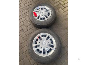 Begagnade Hjul + däck Opel Vivaro 2.0 CDTI 122 Pris € 60,50 Inklusive moms erbjuds av Autosloperij de Turk