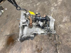 Używane Skrzynia biegów Fiat Punto II (188) 1.2 60 S Cena € 181,50 Z VAT oferowane przez Autosloperij de Turk