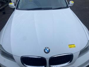 Gebruikte Motorkap BMW 3 serie (E90) 318i 16V Prijs € 266,20 Inclusief btw aangeboden door Autosloperij de Turk