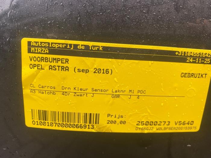 Främre stötfångare från en Opel Astra K 1.0 SIDI Turbo 12V 2016