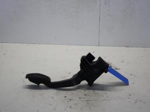 Używane Czujnik polozenia pedalu gazu Fiat Grande Punto (199) 1.3 JTD Multijet 16V 85 Actual Cena € 50,00 Procedura marży oferowane przez Gebr Opdam B.V.