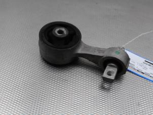 Begagnade Motorfäste Honda CR-V (RE/RM) 2.0 16V Pris på förfrågan erbjuds av Gebr Opdam B.V.