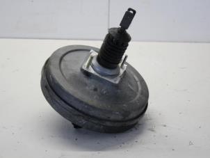 Begagnade Bromsservo Opel Vivaro 1.9 DI Pris på förfrågan erbjuds av Gebr Opdam B.V.