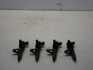 Gebruikte Verstuiver (diesel) Renault Laguna II (BG) 1.9 dCi 100 Prijs op aanvraag aangeboden door Gebr Opdam B.V.