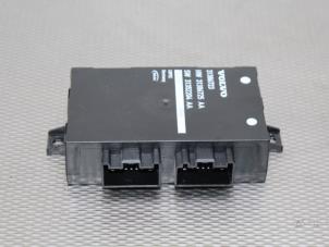 Używane Sterownik Rózne Volvo V70 (BW) 1.6 T4 16V Cena na żądanie oferowane przez Gebr Opdam B.V.