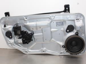 Gebruikte Ruitmechaniek 4Deurs links-voor Volvo V70 (BW) 1.6 T4 16V Prijs € 60,00 Margeregeling aangeboden door Gebr Opdam B.V.