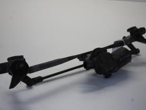 Gebruikte Ruitenwismotor + Mechaniek Mazda 6 Sport (GG14) 2.0i 16V Prijs € 30,00 Margeregeling aangeboden door Gebr Opdam B.V.