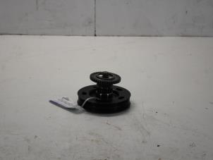 Begagnade Remskiva, vevaxel Audi A4 Pris på förfrågan erbjuds av Gebr Opdam B.V.