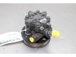 Gebruikte Servopomp Opel Insignia 2.0 CDTI 16V 160 Ecotec Prijs € 75,00 Margeregeling aangeboden door Gebr Opdam B.V.