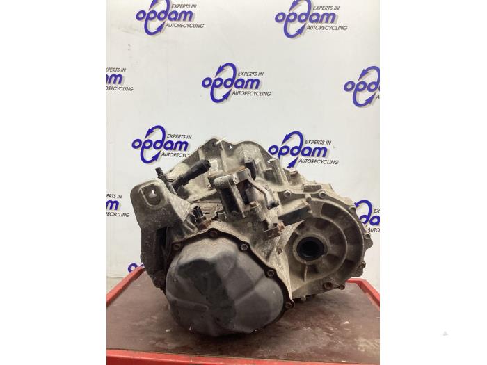 Växellåda från en Suzuki SX4 (EY/GY) 1.6 16V VVT Comfort,Exclusive Autom. 2007