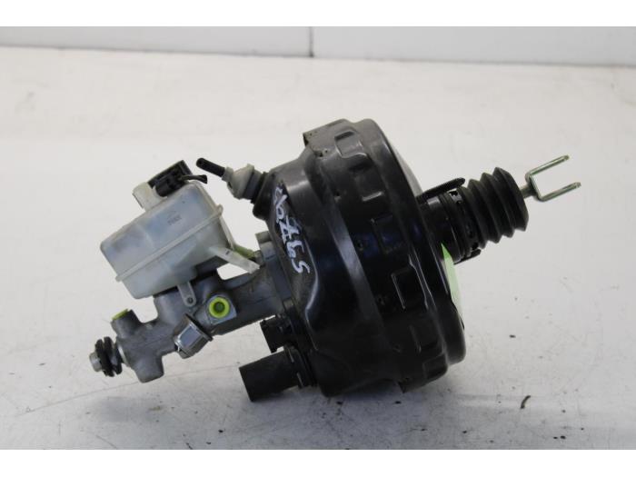 Bromsservo från en Mercedes-Benz C Combi (S203) 2.7 C-270 CDI 20V 2003