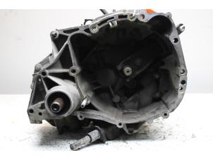 Begagnade Växellåda Renault Clio II (BB/CB) 1.2 Pris € 150,00 Marginaltabell erbjuds av Gebr Opdam B.V.