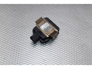 Begagnade Regnsensor Citroen DS5 (KD/KF) 2.0 165 HYbrid4 16V Pris på förfrågan erbjuds av Gebr Opdam B.V.