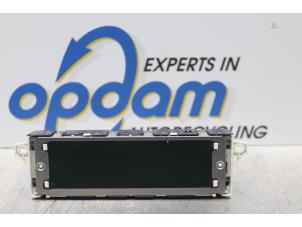 Gebruikte Display Interieur Peugeot 308 SW (4E/H) 1.6 HDiF 16V Prijs € 50,00 Margeregeling aangeboden door Gebr Opdam B.V.