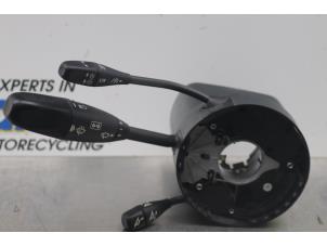 Begagnade Indikatorbrytare Mercedes S (W220) 5.0 S-500 V8 24V Pris på förfrågan erbjuds av Gebr Opdam B.V.