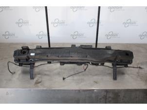 Gebruikte Bumperframe achter Kia Soul II (PS) EV Prijs € 100,00 Margeregeling aangeboden door Gebr Opdam B.V.