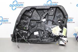 Begagnade Fönstermekanism, 4-dörrars, höger fram Mercedes C Estate (S205) C-350 e 2.0 16V Pris € 75,00 Marginaltabell erbjuds av Gebr Opdam B.V.