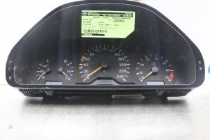 Begagnade Vägmätare KM Mercedes C (W202) 1.8 C-180 16V Pris € 60,00 Marginaltabell erbjuds av Gebr Opdam B.V.