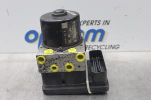 Gebruikte ABS Pomp Volkswagen Touran (1T1/T2) 1.6 FSI 16V Prijs € 50,00 Margeregeling aangeboden door Gebr Opdam B.V.