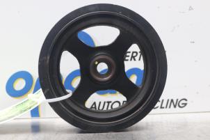 Gebruikte Poelie Krukas Toyota Verso S 1.33 16V Dual VVT-I Prijs op aanvraag aangeboden door Gebr Opdam B.V.