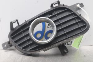 Begagnade Stötfångargrill Mercedes A (W169) 2.0 A-180 CDI 16V 5-Drs. Pris på förfrågan erbjuds av Gebr Opdam B.V.