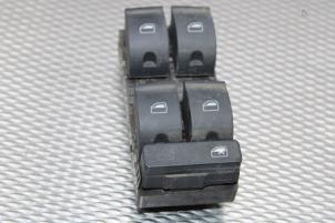 Begagnade Brytare, eldrivna fönster Audi A4 Avant (B7) 1.9 TDI Pris € 30,00 Marginaltabell erbjuds av Gebr Opdam B.V.