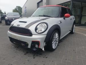 Gebruikte Steekas links-voor Mini Mini (R56) 1.6 16V John Cooper Works Prijs € 100,00 Margeregeling aangeboden door Gebr Opdam B.V.