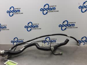 Begagnade Påfyllningsrör, bränsletank BMW 3 serie Touring (F31) 320i 2.0 16V Pris € 75,00 Marginaltabell erbjuds av Gebr Opdam B.V.