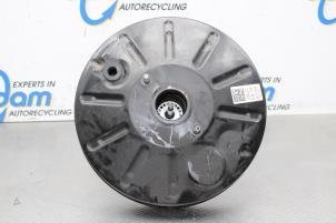 Begagnade Bromsservo Skoda Octavia Combi (5EAC) 1.2 TSI 16V Pris € 75,00 Marginaltabell erbjuds av Gebr Opdam B.V.