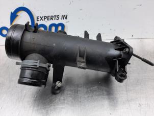 Begagnade Luftintagsslang Volkswagen Golf V (1K1) 1.4 TSI 140 16V Pris € 30,00 Marginaltabell erbjuds av Gebr Opdam B.V.