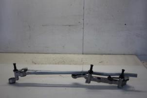 Nieuwe Ruitenwis Mechaniek Audi Q7 Prijs € 90,74 Inclusief btw aangeboden door Gebr Opdam B.V.