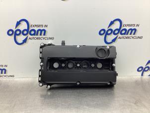 Nieuwe Kleppendeksel Opel Astra Prijs € 120,94 Inclusief btw aangeboden door Gebr Opdam B.V.