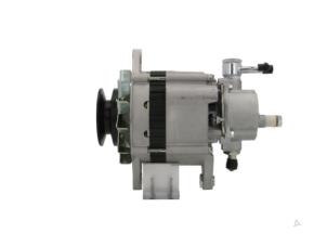 Renoverade Dynamo Nissan Sunny Pris på förfrågan erbjuds av Gebr Opdam B.V.