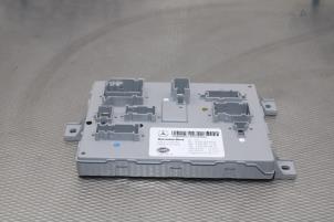 Używane Skrzynka bezpieczników Mercedes C (W205) C-350 e 2.0 16V Cena € 100,00 Procedura marży oferowane przez Gebr Opdam B.V.