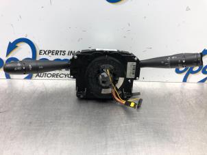 Używane Przelacznik Combi kolumny kierownicy Citroen C3 (FC/FL/FT) 1.1 Cena € 100,00 Procedura marży oferowane przez Gebr Opdam B.V.