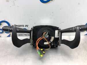 Gebruikte Combischakelaar Stuurkolom Citroen C3 (FC/FL/FT) 1.6 16V Prijs € 100,00 Margeregeling aangeboden door Gebr Opdam B.V.